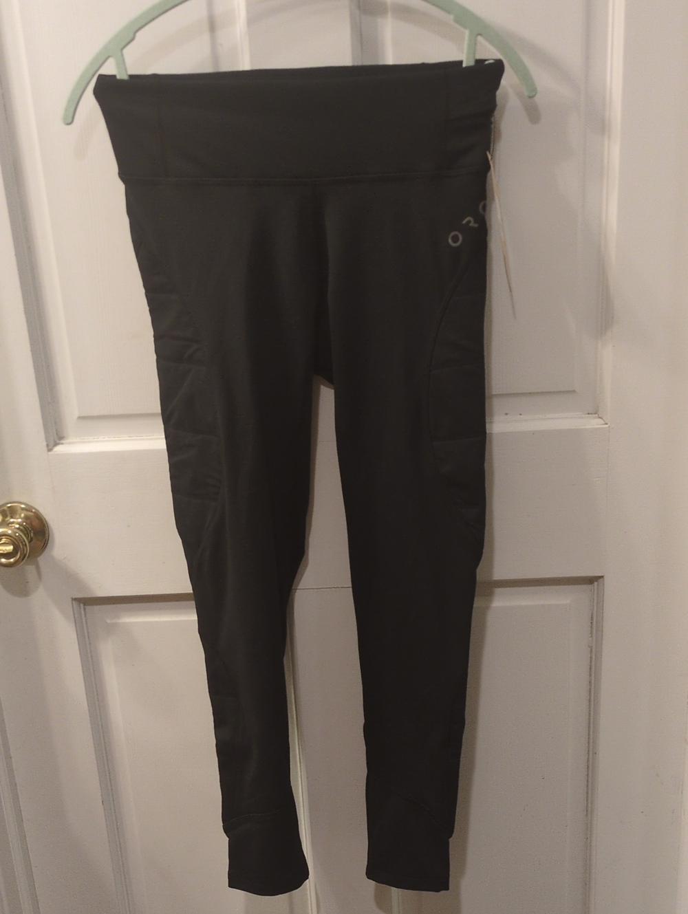 High-Waist Black Leggings with Side Pocket - Unbranded